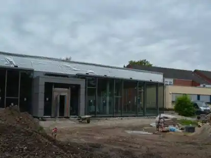 Der Schulumbau in Friedrichsfehn: Die Preise f&uuml;r das Material sind enorm gestiegen, sagt die Bauverwaltung der Gemeinde.