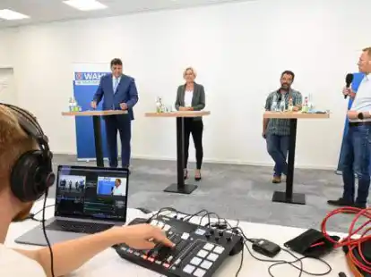 Podiumsdiskussion &bdquo;Wahl im Nordwesten &ndash; der NWZ-Talk&ldquo;: Jens Nacke (von links), Karin Harms und Dirk Hooymann stellten  sich den Fragen von NWZ-Redaktionsleiter Jasper Rittner. Die Debatte wurde live ins Netz gestreamt.