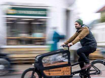Werden immer beliebter: Lastenfahrr&auml;der. Doch eine eigene F&ouml;rderrichtline f&uuml;r die Gemeinde Edewecht wird es vorerst nicht geben.