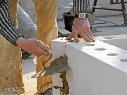 Immer weniger Menschen gehen sie an &ndash; die Ausbilddung zum Maurer. Das best&auml;tigen auch die IG Bau und das Wildeshauser Bauunternehmen Rang Bau.