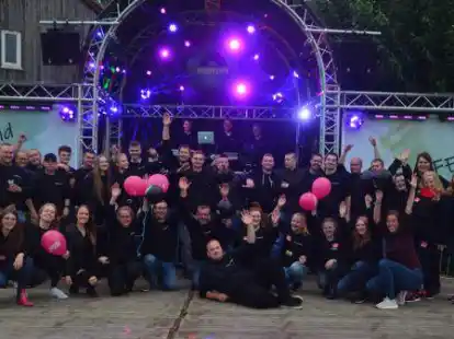 Die Ruhe vor dem Sturm: Bestens organisiert feierte die Landjugend Neuenkoop am Wochenende mit 999 G&auml;sten.