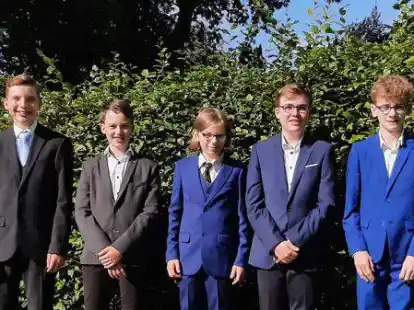 Die letzten Konfirmanden im Pfarrbezirk &bdquo;Wardenburg-Ort&ldquo; f&uuml;r dieses Jahr wurden am Wochenende in der evangelischen Kirchengemeinde Wardenburg eingesegnet.