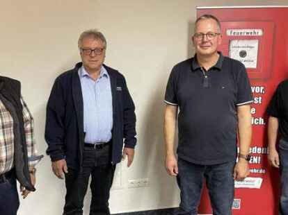 Der alte &ndash; und neue &ndash; Vorstand: Michael Kasch (von links, Schriftf&uuml;hrer), J&uuml;rgen Wachendorf (stellv. Vorsitzender), Stephan Bruns (Vorsitzender) und Heiner Hannekum (Kassierer)