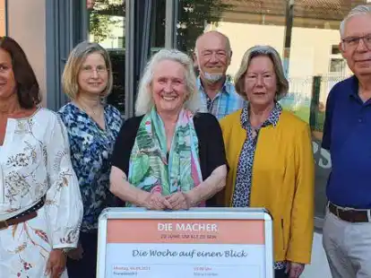 Der Vorstand der &bdquo;Macher&ldquo;: Ilona Heydt (von links), Theresia Ostrowski, Elisabeth Schl&ouml;mer, Gerd Mastall, Mechtild Veerkamp, J&uuml;rgen Gierenstein