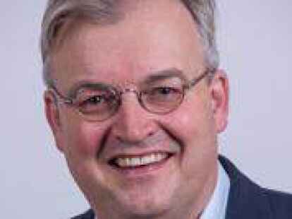 Der 51-j&auml;hrige Unionspolitiker Heiko Schmelzle hofft auf eine zweite Amtszeit als B&uuml;rgermeister von Norden.