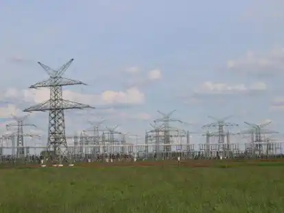 Im Zuge des Ausbaus verschiedener Stromleitungen soll nach Pl&auml;nen des &Uuml;bertragungsnetzbetreibers Tennet auch die Schaltanlage in Elsfleth umgebaut und erweitert werden.