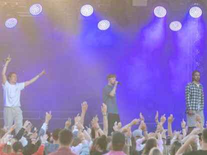 Beste Stimmung beim Aquanautik-Festival: Im Beachclub Nethen wurde am vergangenen Wochenende gefeiert. 2022 wollen die Veranstalter zur&uuml;ckkehren.  St&uuml;ber