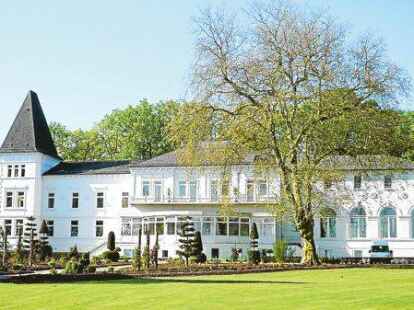 Historisches Geb&auml;ude mit bewegter Vergangenheit: Das Alte Kurhaus in Bad Zwischenahn.