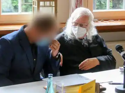 Der Angeklagte wurde zu einer Bew&auml;hrungsstrafe verurteilt. Die Verteidigung kann noch Berufung einlegen.