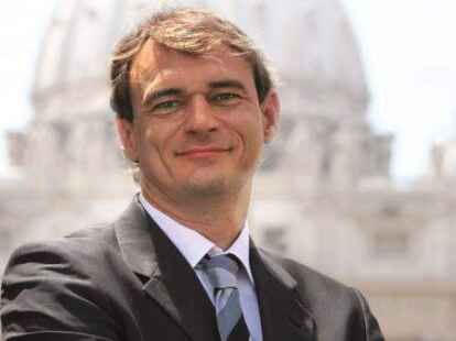 Hat sich mit den Hinterm&auml;nnern der Verschw&ouml;rung gegen Papst Franziskus getroffen: Vatikan-Insider Andreas Englisch