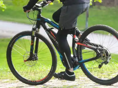 Die Polizei r&auml;t, mit neuen Pedelecs zu Beginn das Fahren zu &uuml;ben.