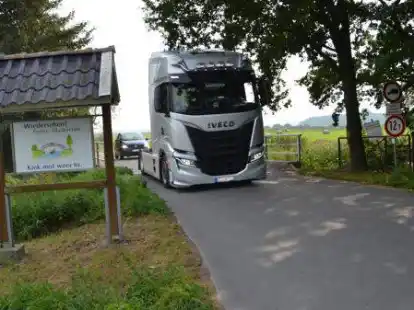 Der Weg durch die Meeden ist f&uuml;r viele Verkehrsteilnehmer zwischen Riepe und S&uuml;dbrookmerland ein beliebter Schleichweg, f&uuml;r die Forlitz-Blaukirchener aber eine Belastung.