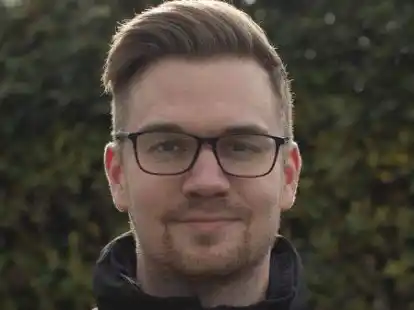 Nils Schumacher ist Vorsitzender des Sch&uuml;tzenvereins Abbehausen.