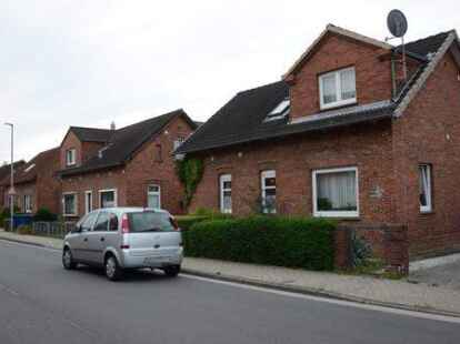 Sie sind stumme Zeitzeugen, ortsbildpr&auml;gend und erz&auml;hlen eine ganz eigene Geschichte: Die alten Arbeiterh&auml;user in der Stra&szlig;e Gl&uuml;ckauf in Norden.