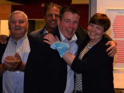 Nach der deutlichen Wahl und vielen Versprechen, gilt es f&uuml;r Nordens k&uuml;nftigen B&uuml;rgermeister Florian Eiben (Mitte) nun, seinen Worten Taten folgen zu lassen. Bild: Elisabeth Ahrends