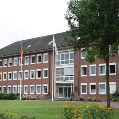 Die Kommunikation aus dem Rasteder Rathaus steht in der Kritik.