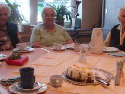 Mitglieder der Arbeiterwohlfahrt Sch&ouml;nemoor haben sich zum Erfahrungsaustausch getroffen.