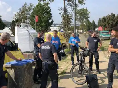 Handwerker aus Oldenburg und umzu haben im Ahrtal mit angepackt.