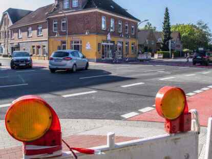 Ab Mittwoch ist hier gesperrt: Die Julianenburger Stra&szlig;e in Aurich.