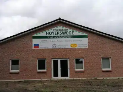 Neues Domizil der Vereine aus Schlutter, Holzkamp und Hoyerswege: ein Neubau an der Stra&szlig;e An der Hackhorst, der in weiten Teilen in Eigenleistung entstanden ist.