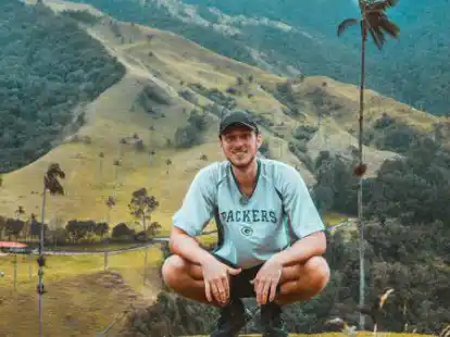 Umgeben von Wachspalmen: Phil Pankrath in Cocora Valley in Kolumbien