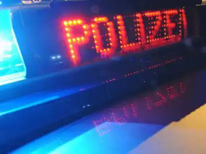 Zu einem Unfall zwischen einem Motorrad- und einem Autofahrer kam es in der Gemeinde Gro&szlig;enkneten. (Symbolbild)