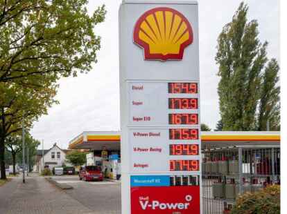 Shell-Tankstelle an der Cloppenburger Stra&szlig;e: Super kostet fast 1,74 Euro.