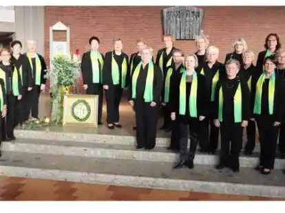 Der Singekreis Altenoythe feierte das 40-j&auml;hrige Bestehen mit einem Hochamt in der Dreifaltigkeitskirche.