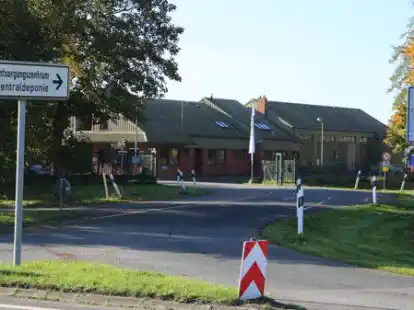 Die M&uuml;lldeponie K&auml;seburg bleibt w&auml;hrend der Bauarbeiten im November definitiv erreichbar. Verkehrsteilnehmer m&uuml;ssen auf dem Weg dorthin aber eventuell Umwege in Kauf nehmen.