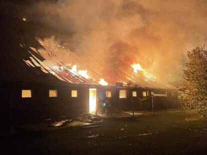 Die  Ermittlungen der Polizei zur Brandursache dauern derzeit noch an. Bild: Feuerwehr/Redenius