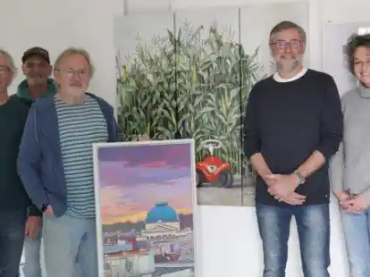 Sie freuen sich auf die Er&ouml;ffnung am Sonntag: (von links) Jens-Gert M&uuml;ller-Saathoff, Eduard Oesting, Peter Kamm, Dieter Hagen und Karina Nast.