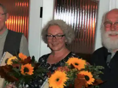 Sie sind seit 40 Jahren in der GEW: Johann Strudthoff, Barbara Liefl&auml;nder und Norbert Kl&uuml;h wurden auf der Mitgliederversammlung geehrt.