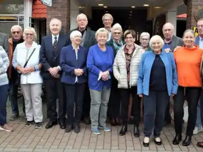 Die ehemaligen Sch&uuml;ler der Mittelschule Einswarden hatten sich bei ihrem j&uuml;ngsten Treffen wieder viel zu erz&auml;hlen.