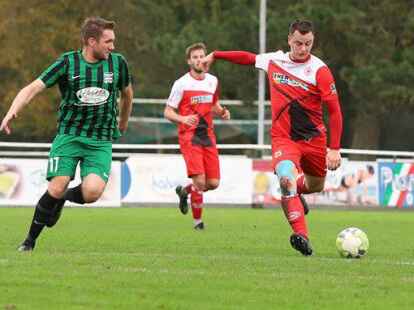 Sven Adam (rechts) traf fr&uuml;h zur F&uuml;hrung f&uuml;r den SV Gro&szlig;efehn. Bild: Marie Kalski