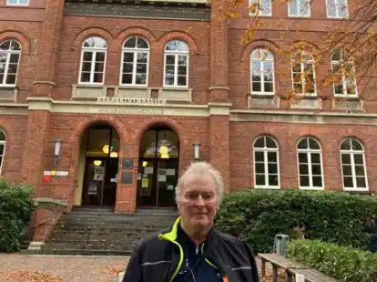 G&uuml;nther Nullmeyer hat mit seinen Erinnerungen an die Schulzeit in der Hindenburgschule, die heute Herbartgymnasium hei&szlig;t, eine Welle an Reaktionen losgetreten.