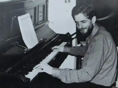 Von seinen Sch&uuml;lern verehrt: Hochschulprofessor Wilhelm Behrens.