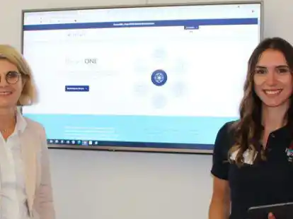 Dr. Dagmar Steiner, Gesch&auml;ftsbereichsleiterin Medizinisches Klinikmanagement, und Justine Girod, verantwortliche Koordinatorin f&uuml;r die Implementierung, haben das Entlassungsmanagement am Klinikum Oldenburg eingef&uuml;hrt.