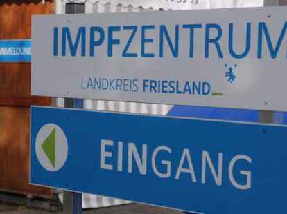 L&auml;ngst geschlossen: Das Impfzentrum Friesland in Roffhausen.