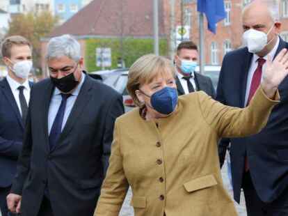 Angela Merkel macht auf ihrer Abschiedstour in Bremerhaven Halt.