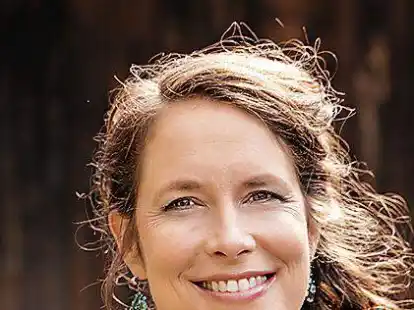 Liest in der Marienkirche Texte von Dietrich Bonhoeffer: Literaturwissenschaftlerin Stefanie Golisch.