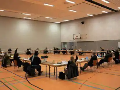 Zahlreiche Beschl&uuml;sse fassten die Mitglieder w&auml;hrend der konstituierenden Ratssitzung in Lemwerder einstimmig &ndash; aber nicht alle.