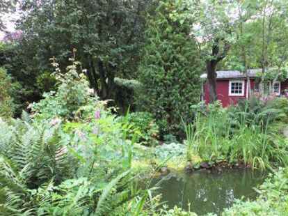 Ein Beispiel f&uuml;r biologische Vielfalt und naturnahe Gestaltung ist der Garten der Familie T&ouml;njes in Nordenham.