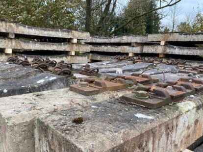 Auch die Betonschwellen wurden entfernt. Bild: Nils Thorweger