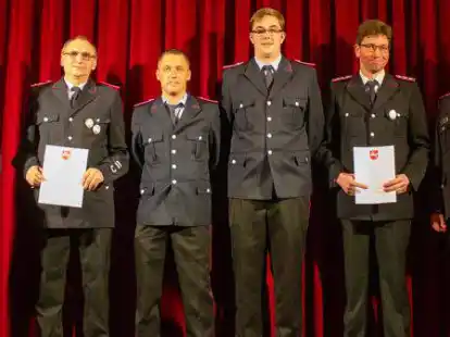 Jahreshauptversammlung nachgeholt (von links): Christian Pundt, Hergen Sch&uuml;tte, Daniel Rose, Andres D&uuml;&szlig;mann, Stefan Sch&uuml;tte, Stefan Heinke.