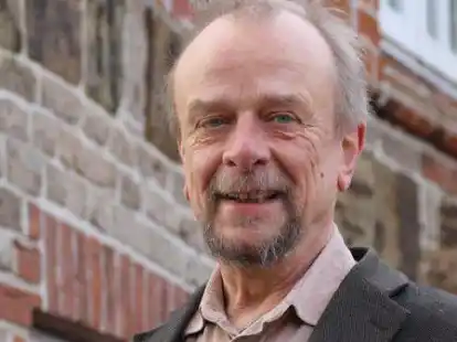 Hartmut Blankemeyer war als Pastor 25 Jahre lang f&uuml;r Langwarden und zehn Jahre auch f&uuml;r Tossens zust&auml;ndig. Nun gibt es ein Wiedersehen mit ihm.