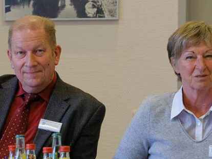 Bleiben vorerst zu zweit in der Geschäftsführung der Kliniken: Claus Eppmann und Dr. Astrid Gesang. Bild: