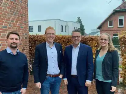 Der neue CDU-Vorstand (von links):  Niklas Howad (30), Michael Schilling (26),  Christoph Baak (55)  und Annika Eickhoff (30)