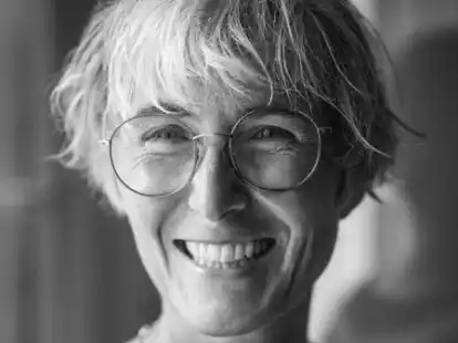 Hat sich &bdquo;die besten Weltunterg&auml;nge&ldquo; &uuml;berlegt: Andrea Paluch liest am Samstag bei der Kibum.