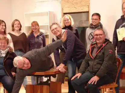 Die Darstellerinnen und Darsteller haben schon bei den Proben jede Menge Spa&szlig;. Das Publikum wird ihn bei den Auff&uuml;hrungen ganz sicher auch haben. Das St&uuml;ck jedenfalls ist so richtig sch&ouml;n turbulent.