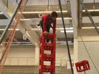 Die IGS Bar&szlig;el ist sportfreundliche Schule: So konnten die Sch&uuml;lerinnen und Sch&uuml;ler der f&uuml;nften Klassen jetzt ihre F&auml;higkeiten beim Kistenklettern beweisen.